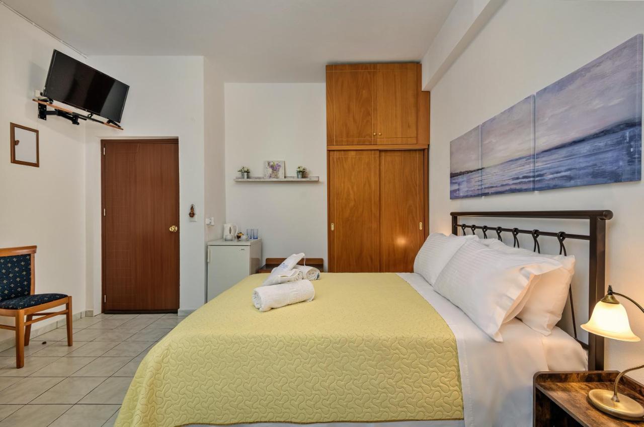 Grikos Hotel Патмос Экстерьер фото